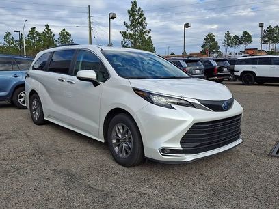 Used 2024 Toyota Sienna XLE