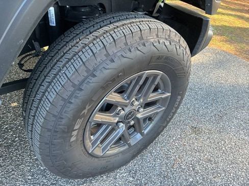 Used 2025 Jeep Wrangler Sport S image 16