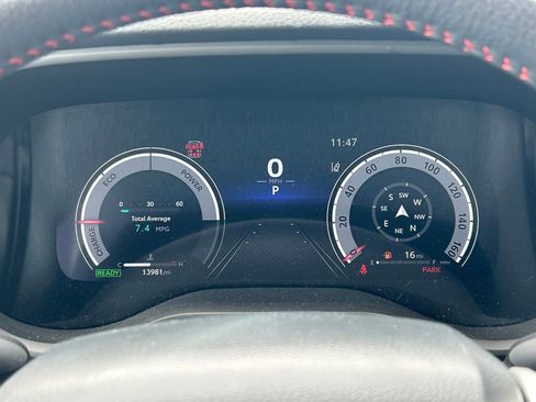 Used 2025 Toyota Sienna XSE w/ XSE Premium Package AWD/4WD image 42