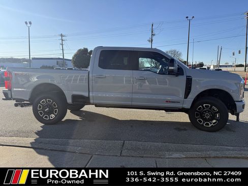 Used 2026 Ford F250 Platinum AWD/4WD image 6
