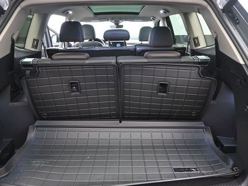 New 2026 Volkswagen Atlas Peak Edition image 12