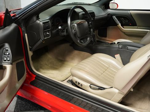 Used 2002 Chevrolet Camaro Z28 w/ Sport Appearance Pkg image 3