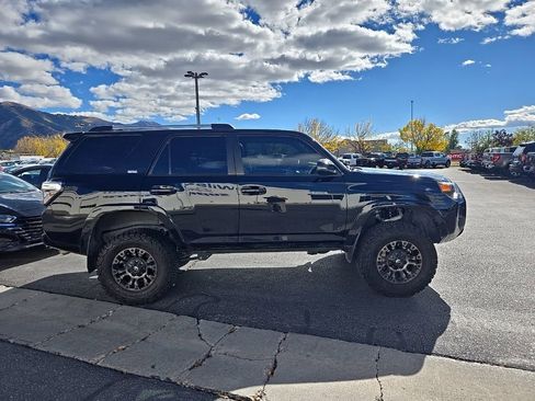 Used 2023 Toyota 4Runner SR5 Premium w/ Moonroof Package image 4