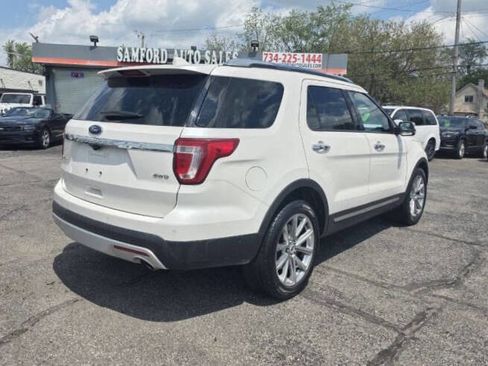 Used 2016 Ford Explorer Limited w/ Equipment Group 301A AWD/4WD image 12