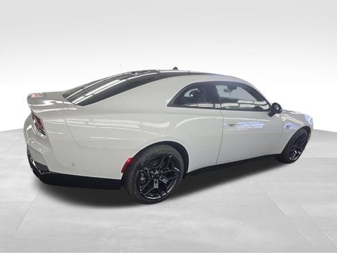 Used 2024 Dodge Charger Daytona R/T w/ Plus Group AWD/4WD image 6