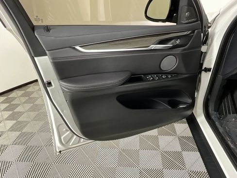 Used 2018 BMW X6 xDrive35i image 18