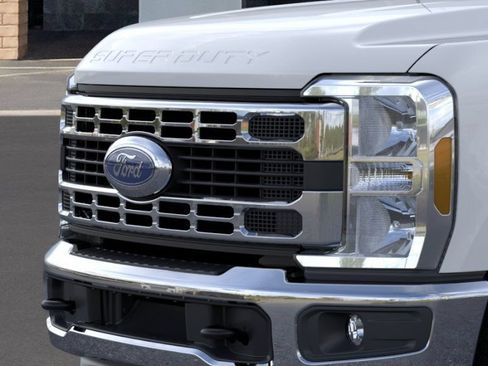 New 2026 Ford F350 XL w/ XL Chrome Package RWD image 17