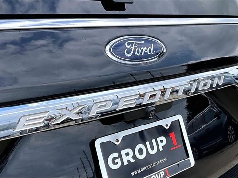 Used 2020 Ford Expedition XLT w/ Equipment Group 202A image 30