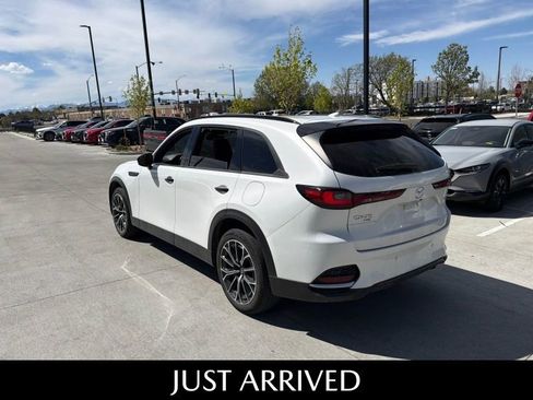 Certified 2025 MAZDA CX-70 Plug-In Hybrid w/ Premium Plus AWD/4WD image 4