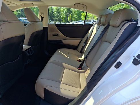 Certified 2021 Lexus ES 350 w/ Premium Package FWD image 10