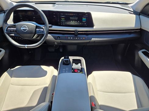 Used 2024 Nissan Ariya FWD image 17