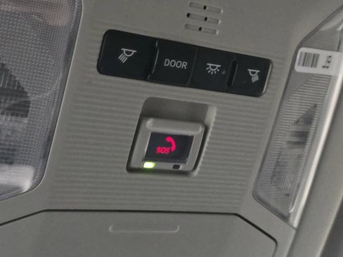 Certified 2021 Toyota RAV4 LE image 30