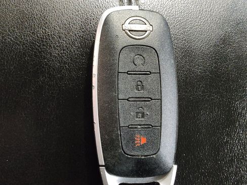 Used 2023 Nissan Pathfinder SV w/ Lighting Package (N92) FWD image 32