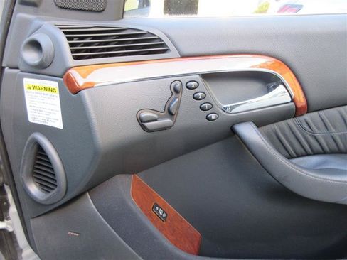 Used 2005 Mercedes-Benz S 430 image 23