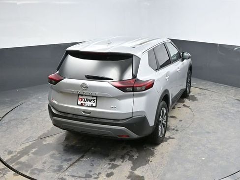 Used 2023 Nissan Rogue SV image 33