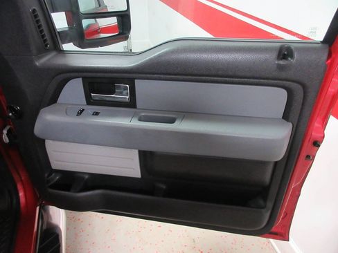 Used 2012 Ford F150 XLT w/ XLT Chrome Pkg AWD/4WD image 32