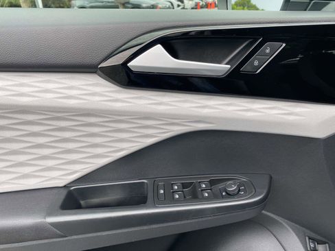 Certified 2023 Volkswagen Taos S AWD/4WD image 23