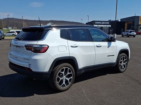 Used 2024 Jeep Compass Limited w/ Sun and Sound Group image 7