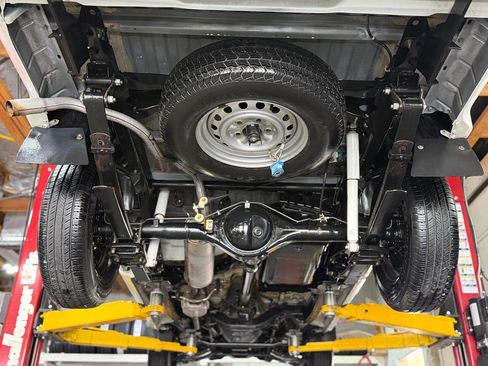 Used 1991 Toyota Pickup 2WD Regular Cab image 10