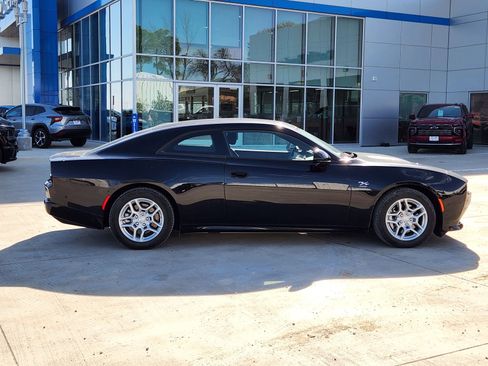Used 2025 Dodge Charger R/T w/ Quick Order Package 25M R/T image 7