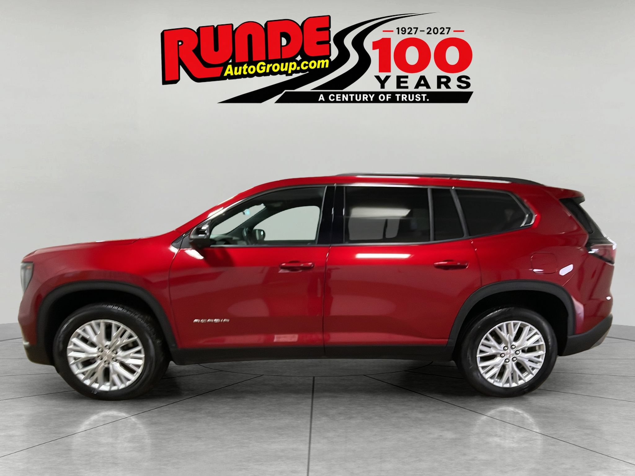 Used 2026 GMC Acadia Elevation w/ Elevation Premium Package AWD/4WD image 5