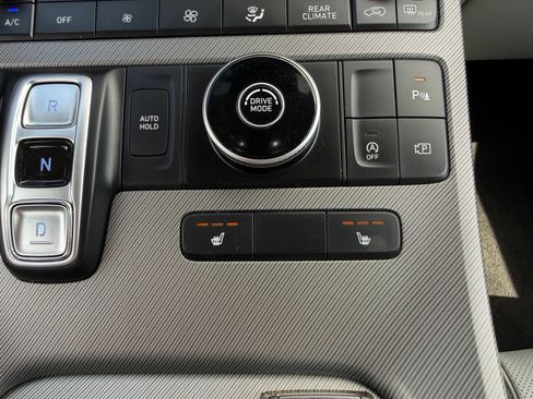 Used 2024 Hyundai Palisade SEL FWD image 26