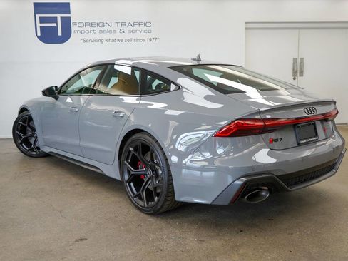Used 2025 Audi RS 7 Performance AWD/4WD image 31