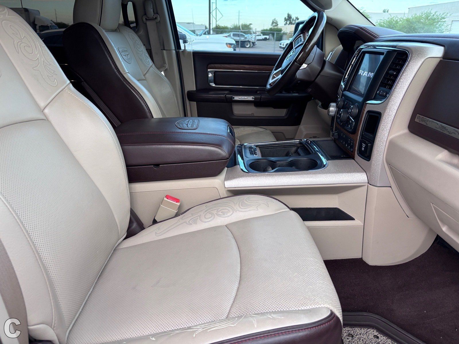 Used 2018 RAM 1500 Laramie Longhorn w/ Longhorn Southfork Package AWD/4WD image 8
