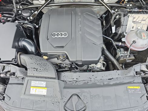 Used 2021 Audi Q5 2.0T Premium w/ Convenience Package AWD/4WD image 29