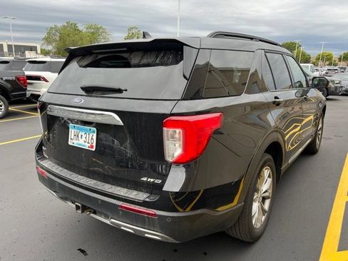 Certified 2023 Ford Explorer XLT w/ Equipment Group 202A AWD/4WD image 2