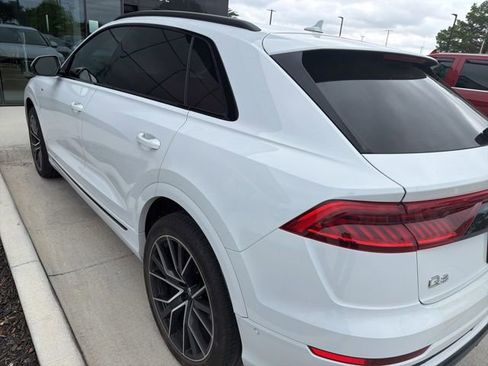 Used 2019 Audi Q8 Prestige AWD/4WD image 3
