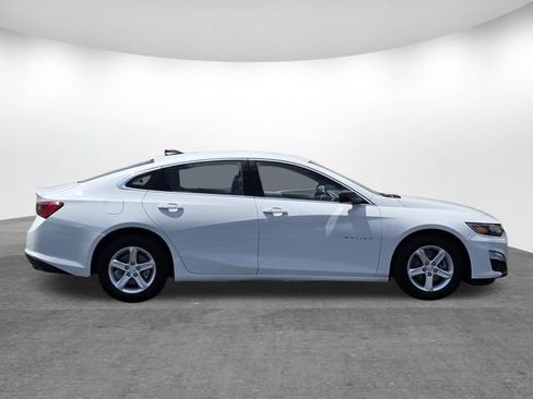 Used 2023 Chevrolet Malibu LS FWD image 3