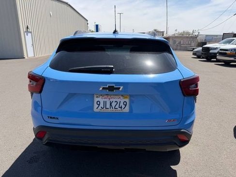 Used 2024 Chevrolet Trax RS w/ Driver Confidence Package FWD image 4