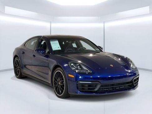 Certified 2022 Porsche Panamera 4S w/ Premium Package AWD/4WD image 9