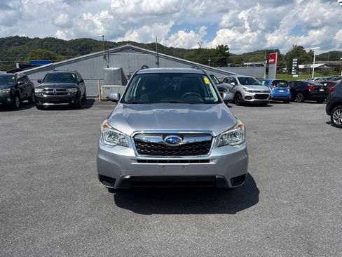 Used 2016 Subaru Forester 2.5i Premium w/ Popular Package #2 AWD/4WD image 3