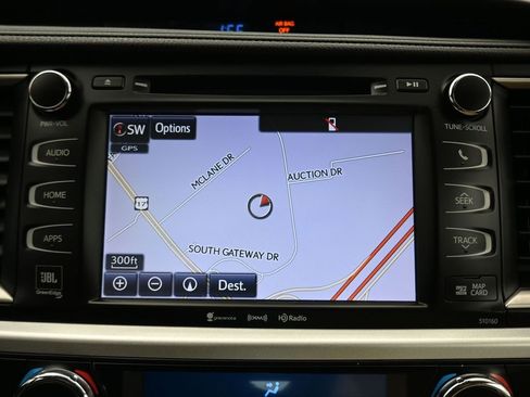 Used 2016 Toyota Highlander Limited image 20