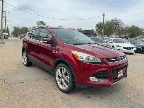 Used 2015 Ford Escape Titanium w/ Equipment Group 301A AWD/4WD image 4