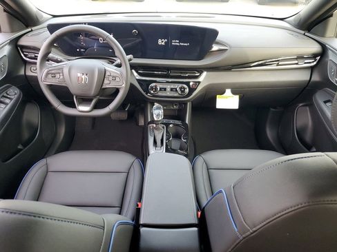 New 2026 Buick Envista Sport Touring image 8