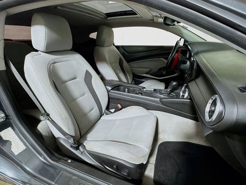 Used 2018 Chevrolet Camaro LT w/ RS Package image 22