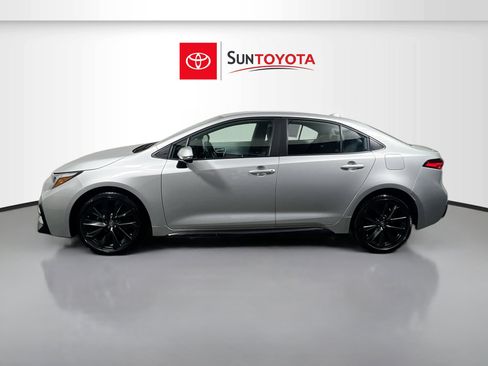 Used 2023 Toyota Corolla SE image 7