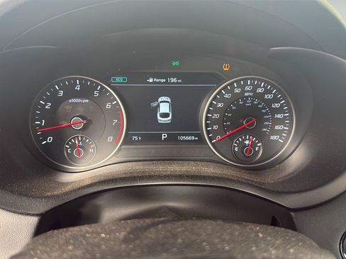 Used 2018 Kia Stinger GT2 RWD image 17
