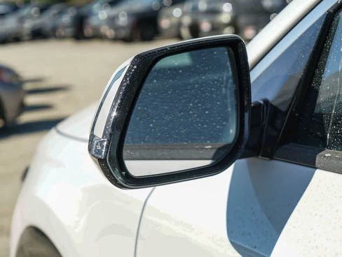 Used 2024 Kia Niro Wind FWD image 19
