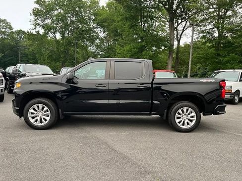 Used 2022 Chevrolet Silverado 1500 Custom w/ LPO, Dark Essentials Package AWD/4WD image 7