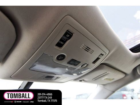 Used 2016 Lexus IS 200t RWD image 12