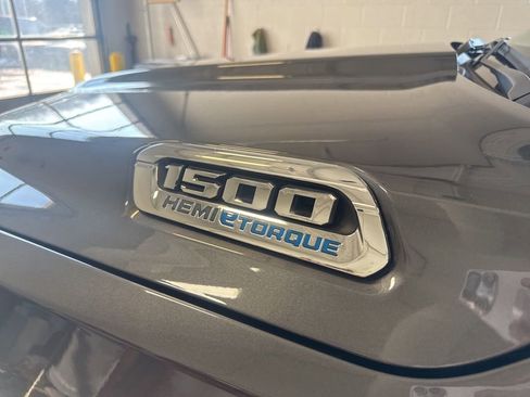 Used 2022 RAM 1500 Big Horn image 25