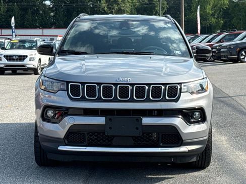 Used 2024 Jeep Compass Limited image 28