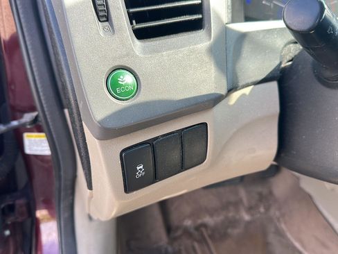 Used 2012 Honda Civic LX image 17