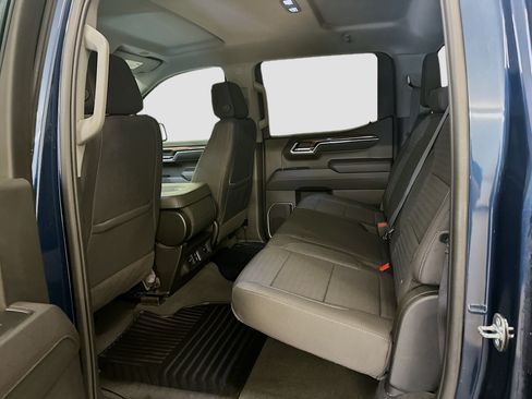 Used 2023 Chevrolet Silverado 1500 LT AWD/4WD image 28