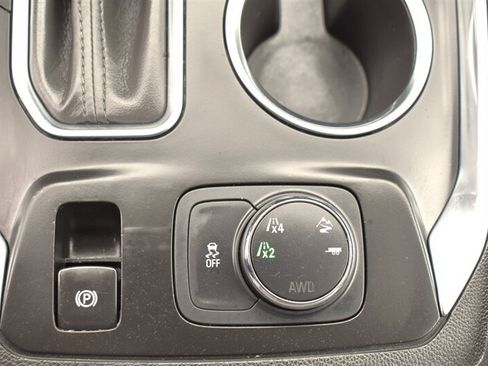 Used 2019 Chevrolet Traverse LT w/ LPO, Floor Liner Package AWD/4WD image 28
