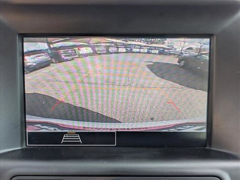 Used 2022 GMC Terrain SLE w/ Driver Convenience Package image 13